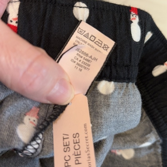 Victoria’s Secret PJ pants & eye cover pull on elastic waist snowman Sz med NWT - Picture 8 of 10